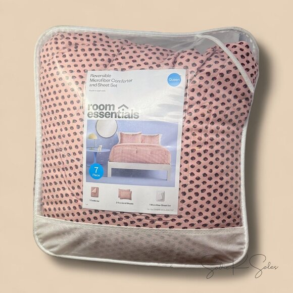 7pc Queen Strawberry Print Comforter & Sheet Set - Room Essentials - Target 2023 - Picture 5 of 8